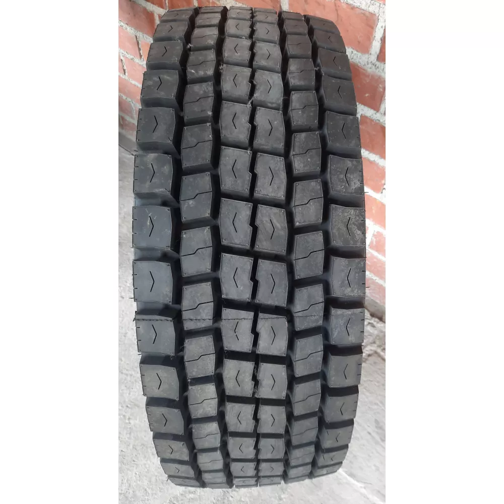 Грузовая шина 305/70 R19,5 Long March LM-329 18PR в Нижней Салде