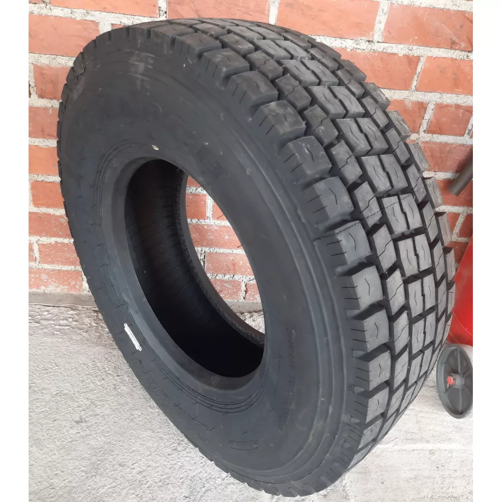 Грузовая шина 305/70 R19,5 Long March LM-329 18PR в Нижней Салде